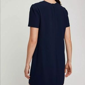 Aritzia Dresses - Aritzia Babaton Patricio crepe dress sz 2 Aritzia Dresses - Aritzia Babaton Patricio crepe dress sz 2